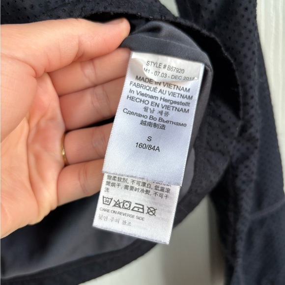 MARMOT Womens Full Zip Jacket Small Black Perforated Lightweight Running Outdoor - Picture 12 of 13